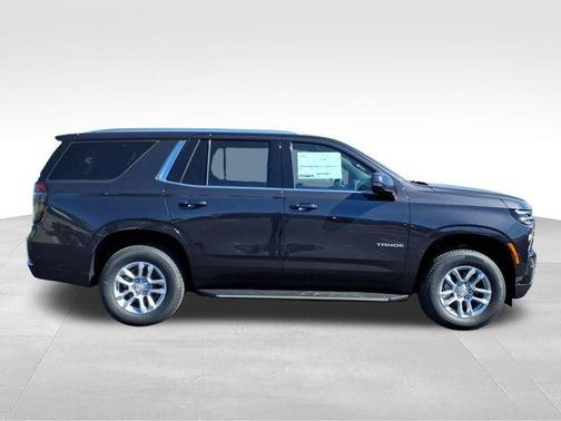 Dark Ash Metallic 2026 Chevrolet Tahoe LT