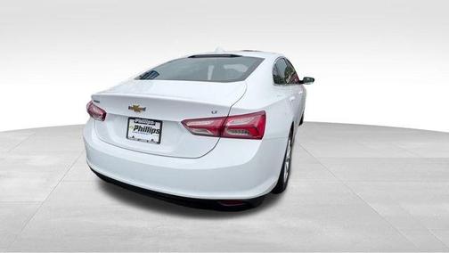 Summit White 2021 Chevrolet Malibu LT