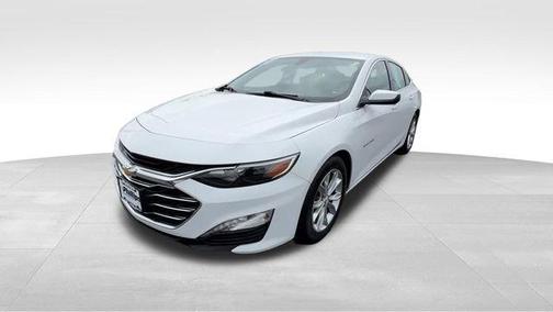 Summit White 2021 Chevrolet Malibu LT