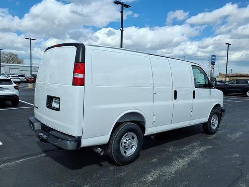 Summit White 2026 Chevrolet Express 2500 Work Van