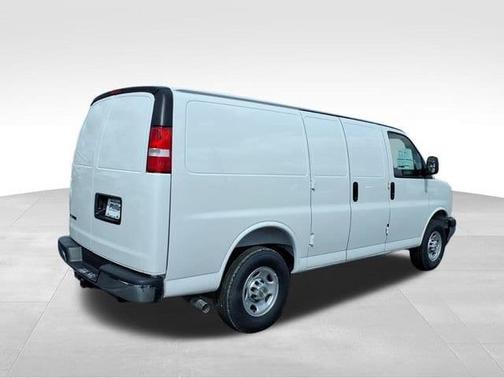2026 Chevrolet Express 2500 Work Van