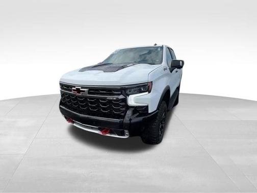 Summit White 2026 Chevrolet Silverado 1500 ZR2