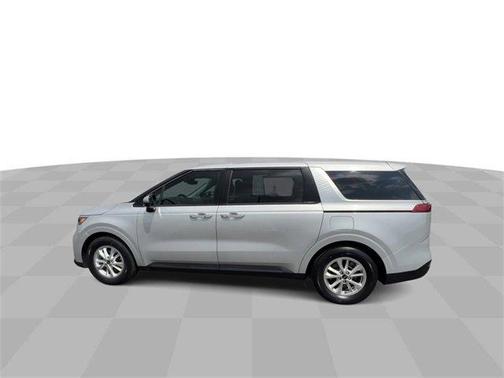 2023 Kia Carnival LX