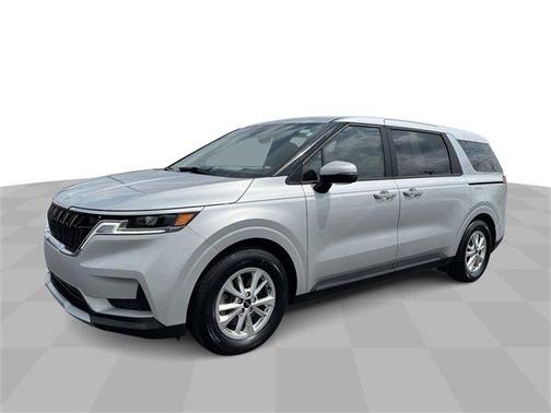 2023 Kia Carnival LX