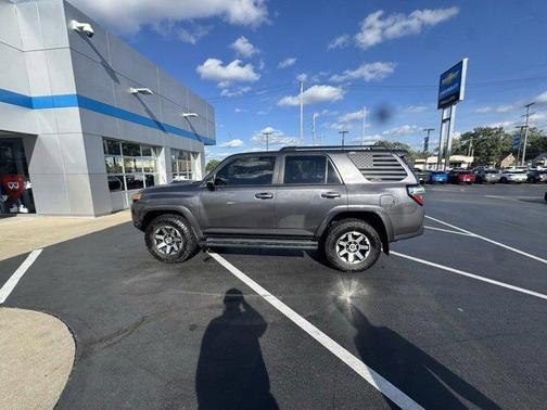 2020 Toyota 4Runner SR5
