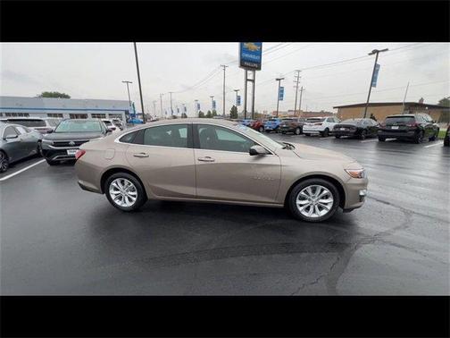 2022 Chevrolet Malibu LT