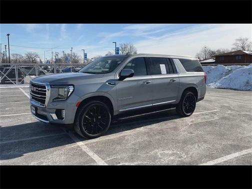 2023 GMC Yukon XL SLT