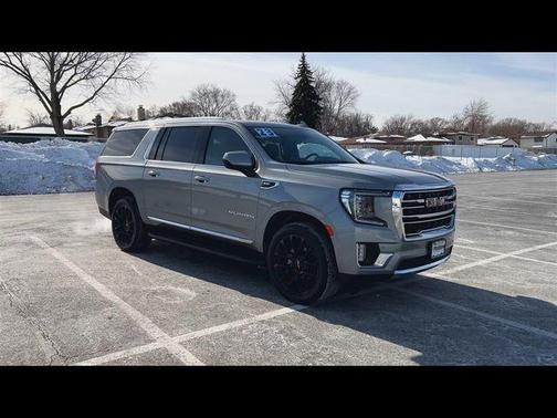 2023 GMC Yukon XL SLT