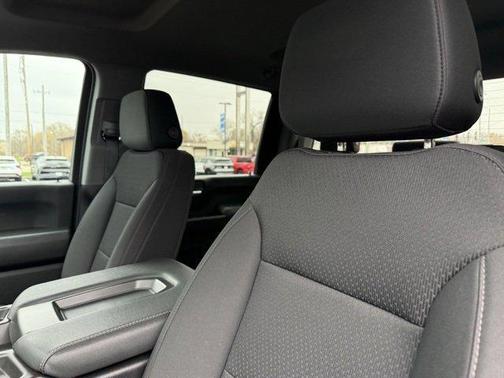 2023 Chevrolet Silverado 2500 Custom