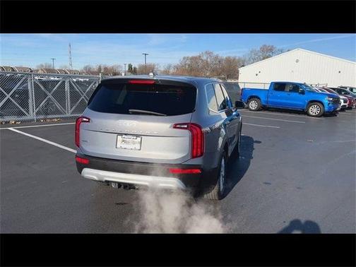 2022 Kia Telluride LX