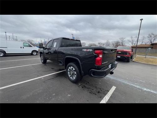 2025 Chevrolet Silverado 2500 Custom