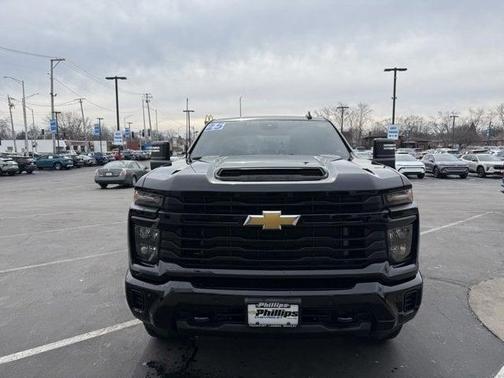 2025 Chevrolet Silverado 2500 Custom