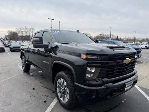 2025 Chevrolet Silverado 2500 Custom