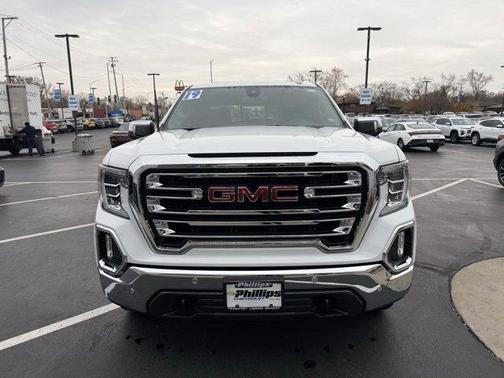 2019 GMC Sierra 1500 SLT