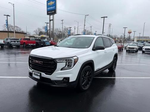 2023 GMC Terrain SLT