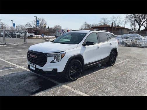 2023 GMC Terrain SLT