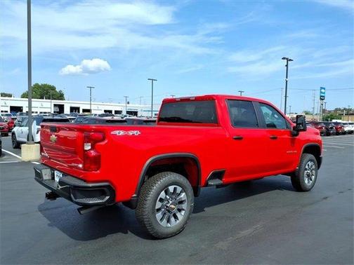2026 Chevrolet Silverado 2500 Custom