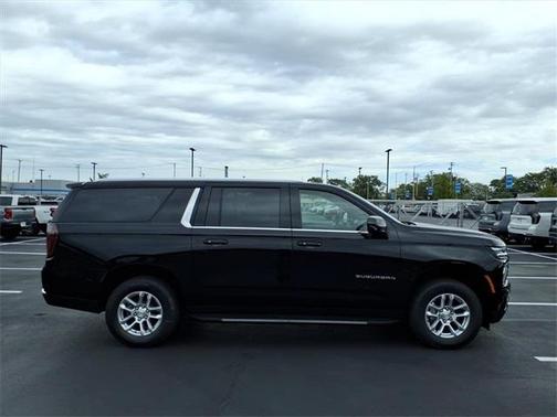 2026 Chevrolet Suburban LS