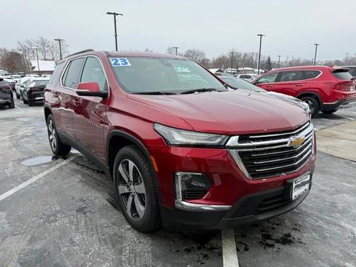 2023 Chevrolet Traverse LT Leather