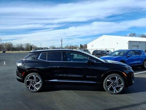 2026 Chevrolet Equinox EV LT 2