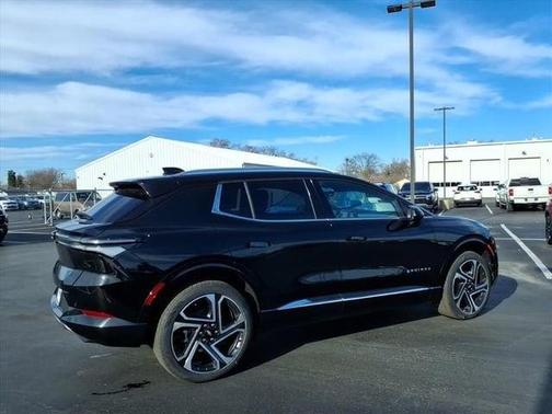 2026 Chevrolet Equinox EV LT 2