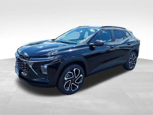 Mosaic Black Metallic 2026 Chevrolet Trax 2RS