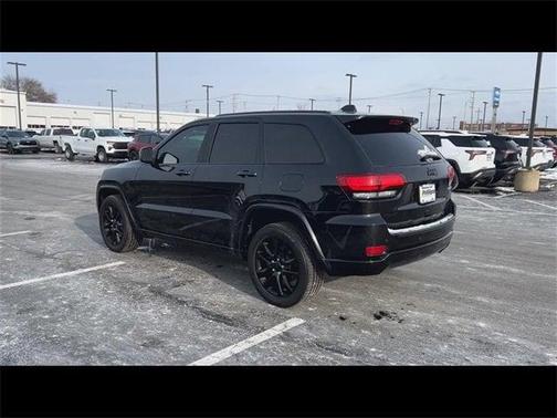 2022 Jeep Grand Cherokee WK Laredo