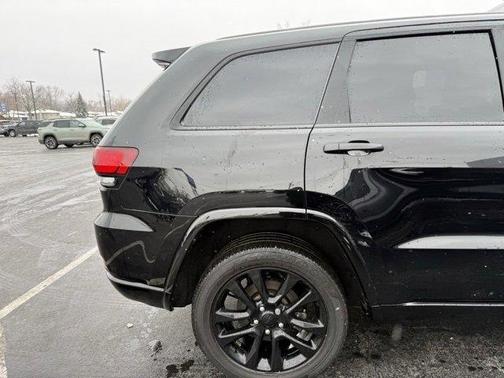2022 Jeep Grand Cherokee WK Laredo