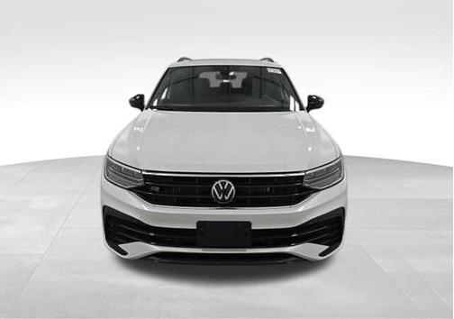 Opal White Pearl Effect 2024 Volkswagen Tiguan 2.0T SE R-Line Black