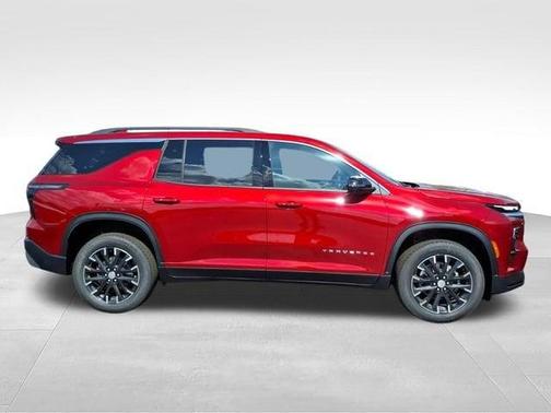 Radiant Red 2026 Chevrolet Traverse LT
