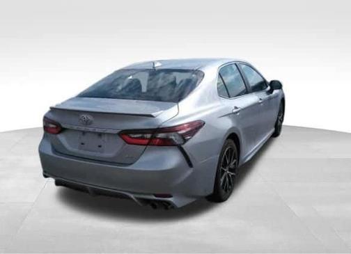 Celestial Silver Metallic 2024 Toyota Camry SE