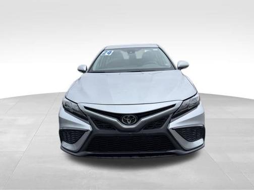 Celestial Silver Metallic 2024 Toyota Camry SE
