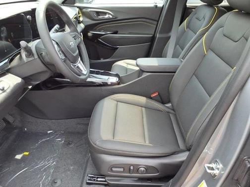Sterling Gray Metallic 2026 Chevrolet Trax ACTIV
