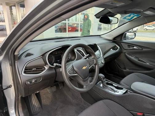 2023 Chevrolet Malibu 1LS