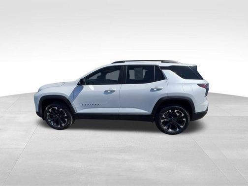 Iridescent Pearl Tricoat 2025 Chevrolet Equinox RS