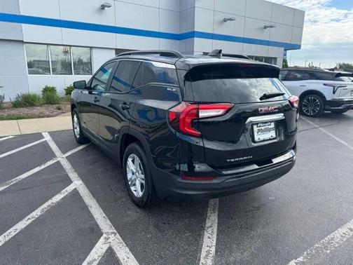 2022 GMC Terrain SLE