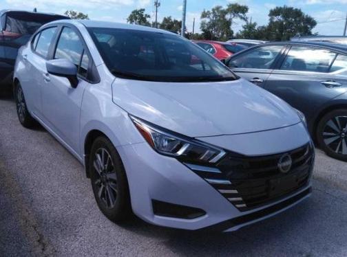 2023 Nissan Versa 1.6 SV