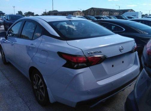 2023 Nissan Versa 1.6 SV