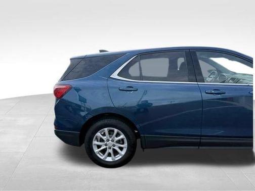 Pacific Blue Metallic 2020 Chevrolet Equinox 2LT