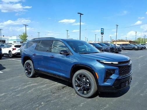 Lakeshore Blue Metallic 2026 Chevrolet Traverse RS