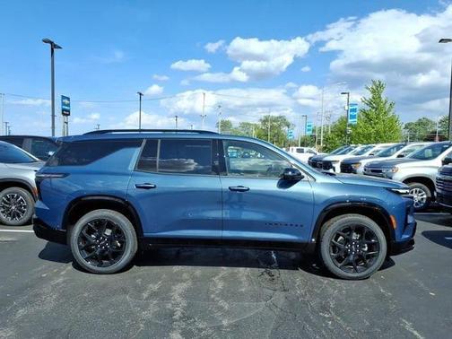 Lakeshore Blue Metallic 2026 Chevrolet Traverse RS