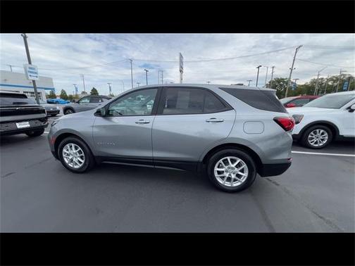 2023 Chevrolet Equinox LS