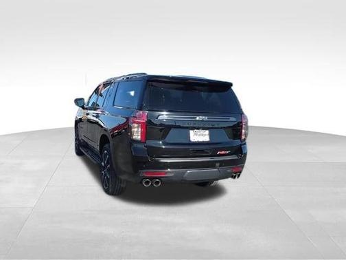 Black 2022 Chevrolet Suburban RST