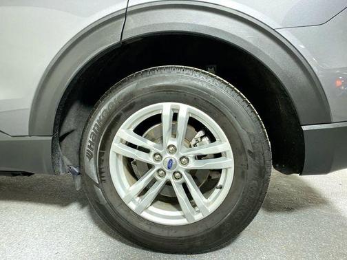 2022 Ford Explorer Base