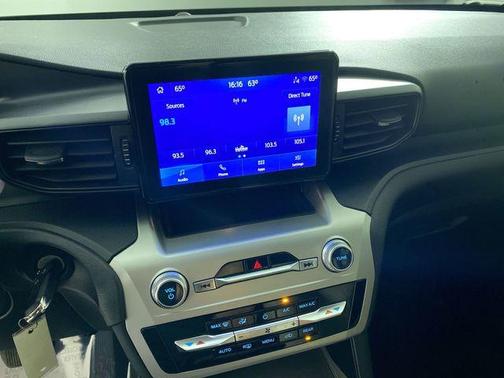 2022 Ford Explorer Base