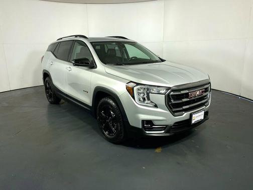 2022 GMC Terrain AT4
