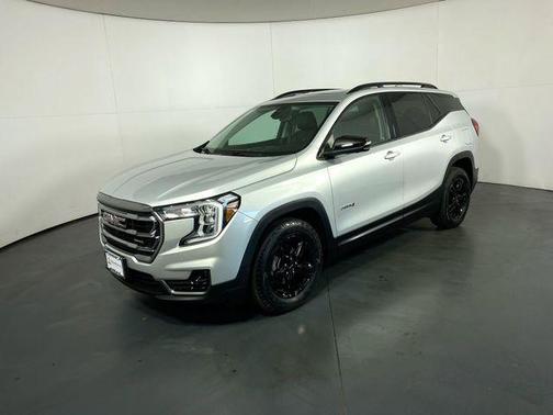 2022 GMC Terrain AT4