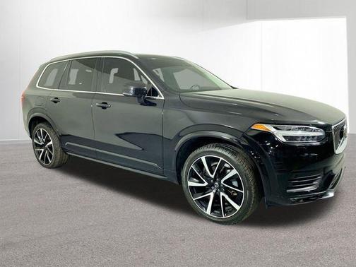 2020 Volvo XC90 T6 Momentum 6 Passenger