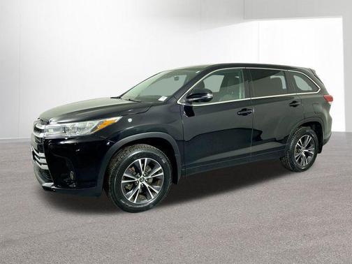 2018 Toyota Highlander LE