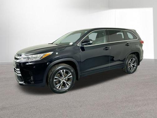 2018 Toyota Highlander LE